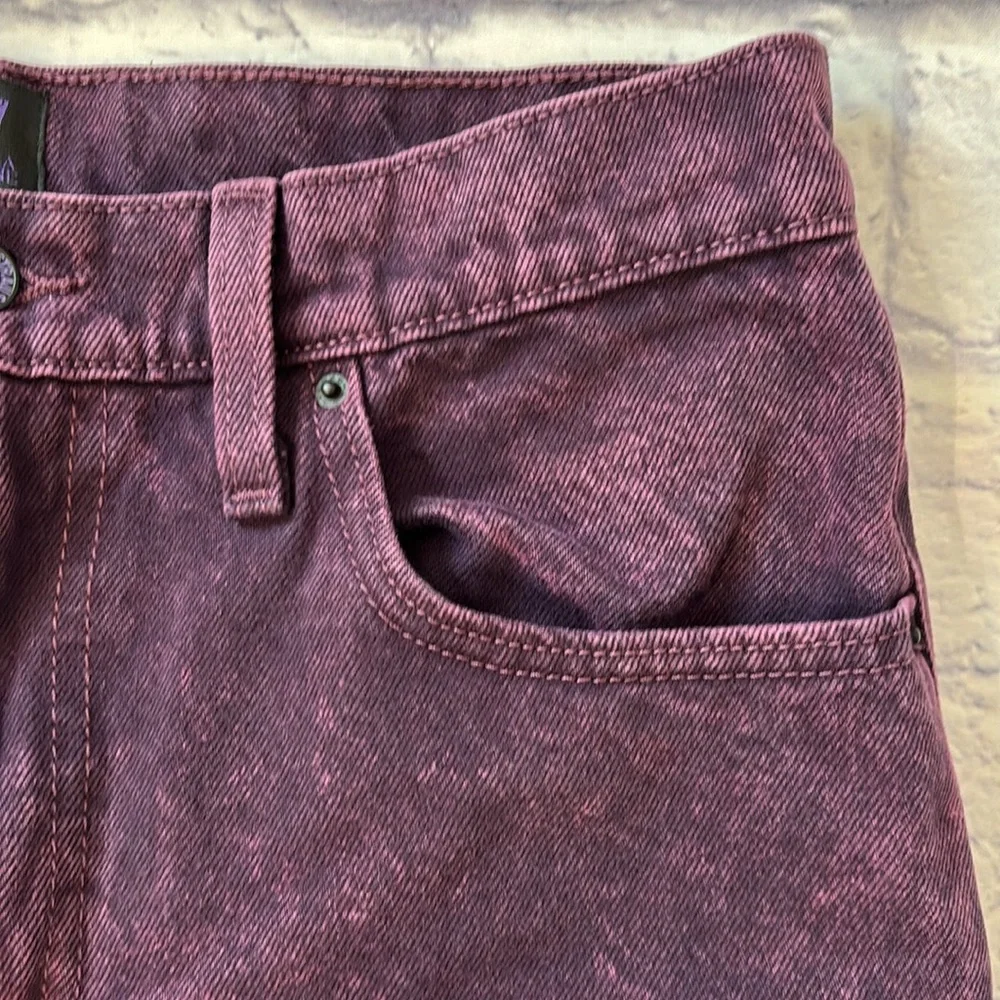 Levi’s X Deepika Padukone Straight Leg High Waisted Purple Denim Jeans Size 30 - Picture 8 of 16
